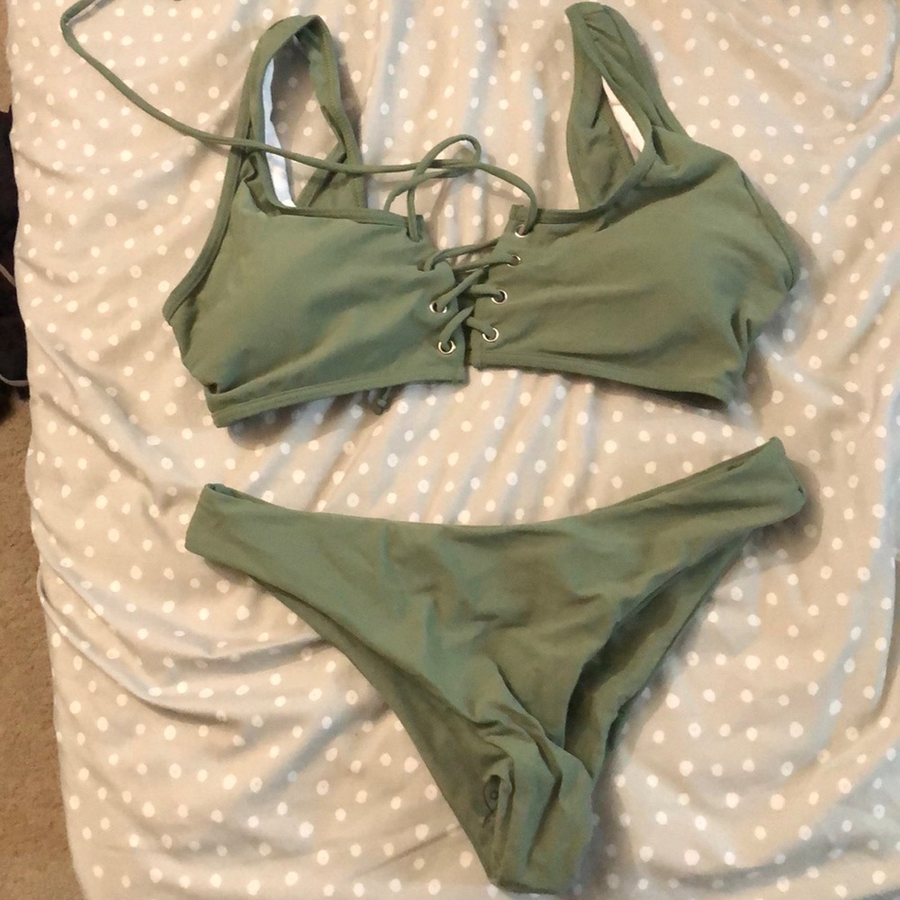 Bathing suit